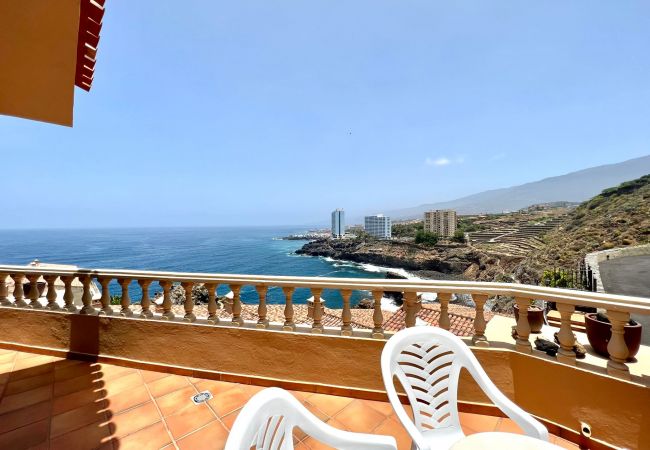 Ferienwohnung in Los Realejos - Two bedrooms apartment, Sea View, near beach 